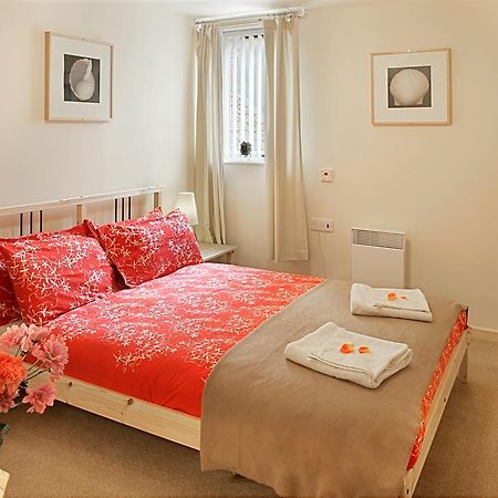 Discovery Accommodation Whitby Esterno foto