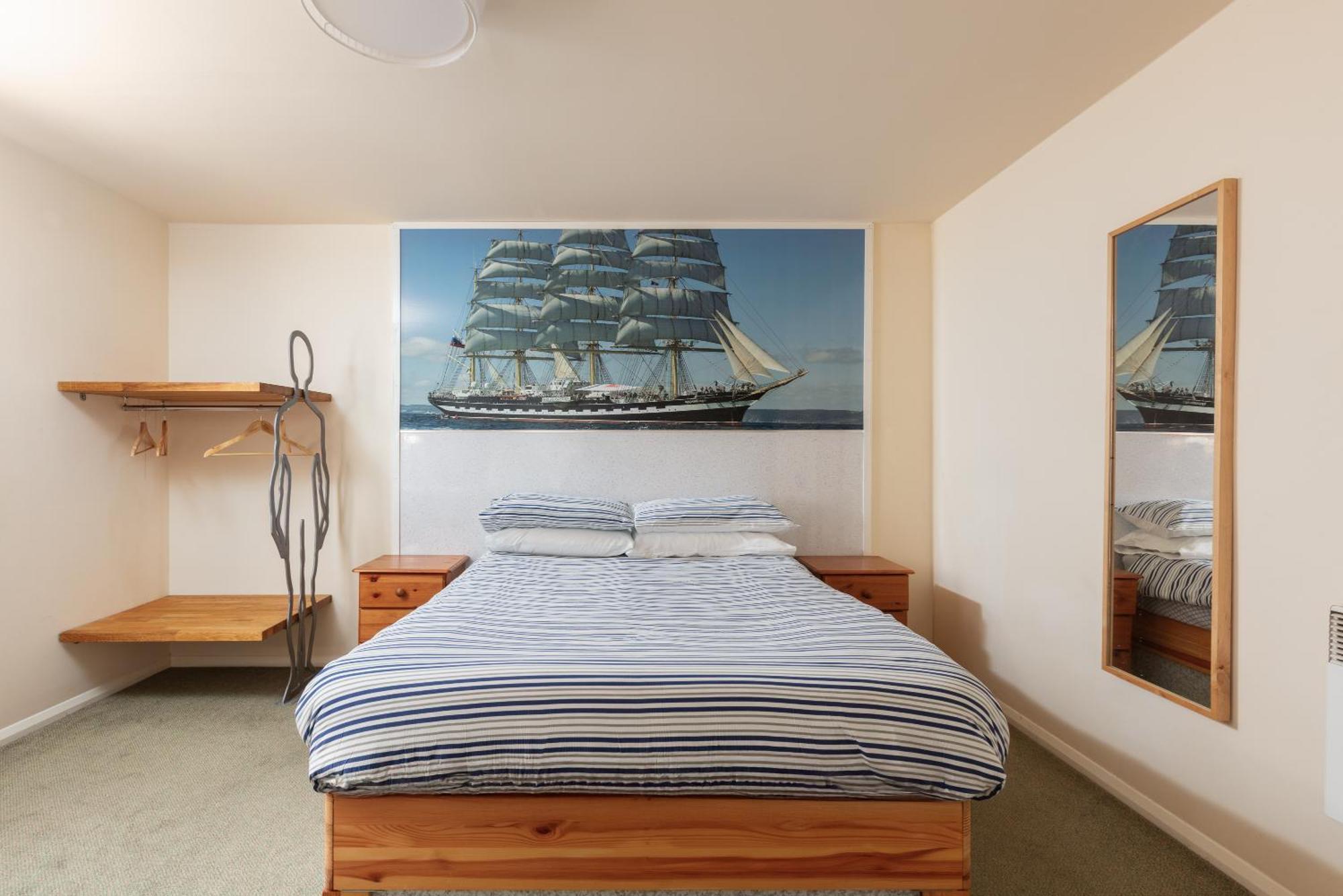 Discovery Accommodation Whitby Esterno foto