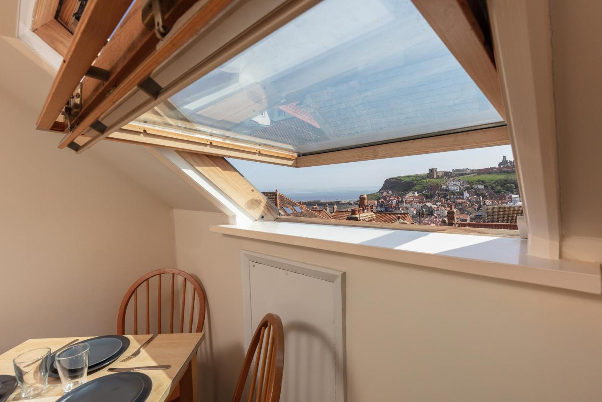 Discovery Accommodation Whitby Esterno foto