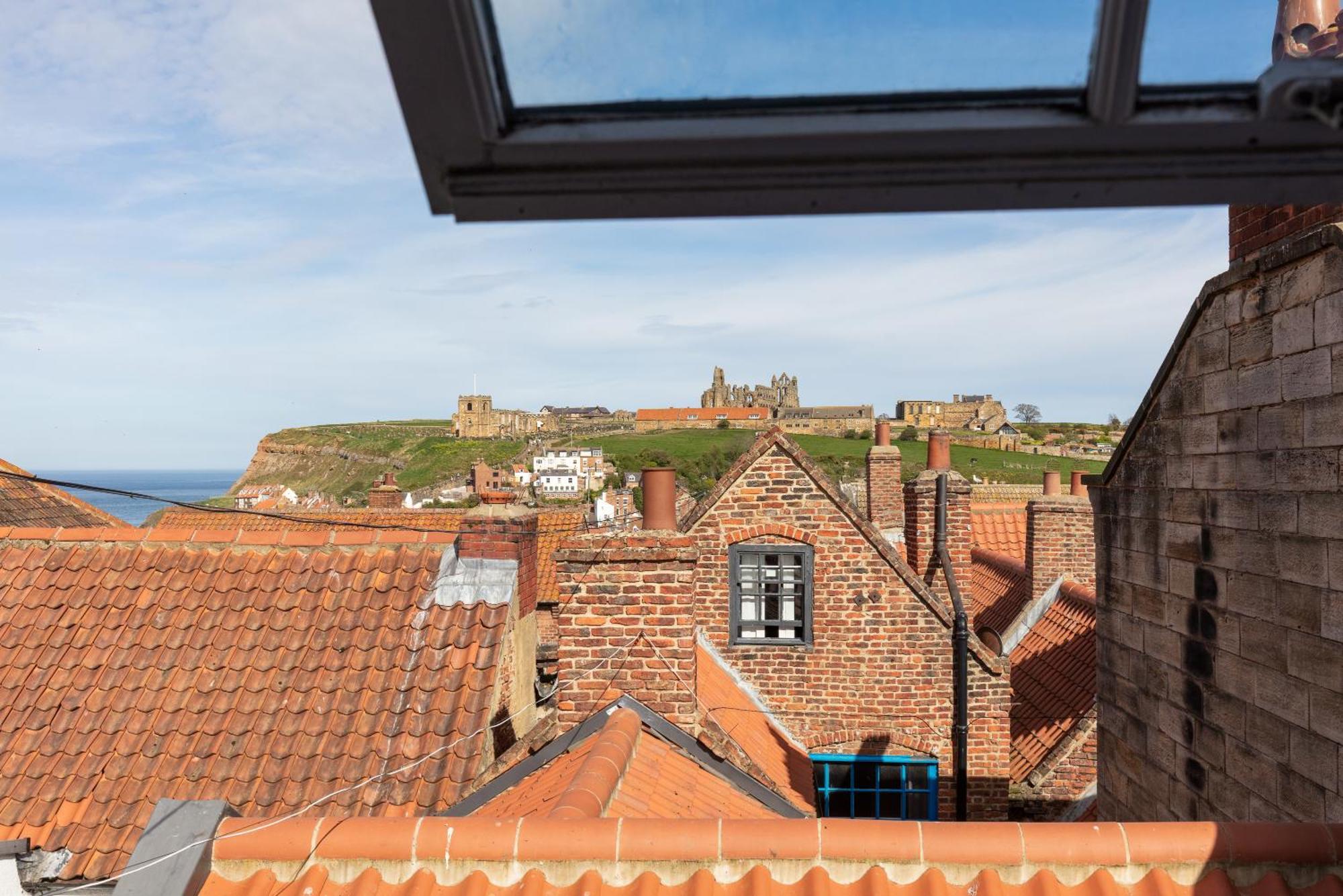Discovery Accommodation Whitby Esterno foto
