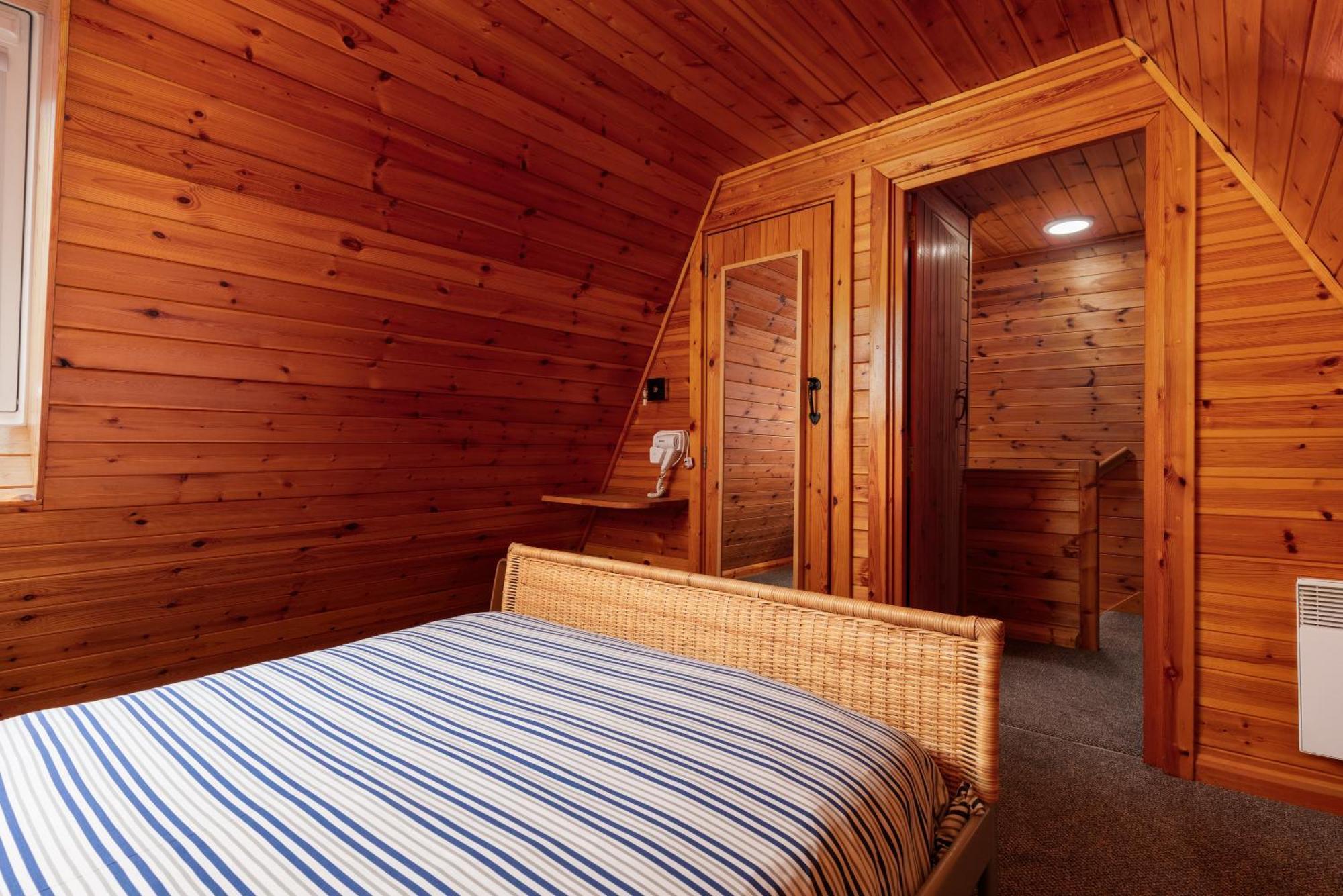Discovery Accommodation Whitby Esterno foto
