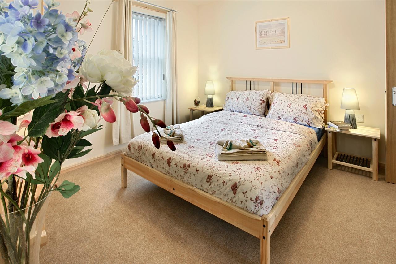 Discovery Accommodation Whitby Esterno foto